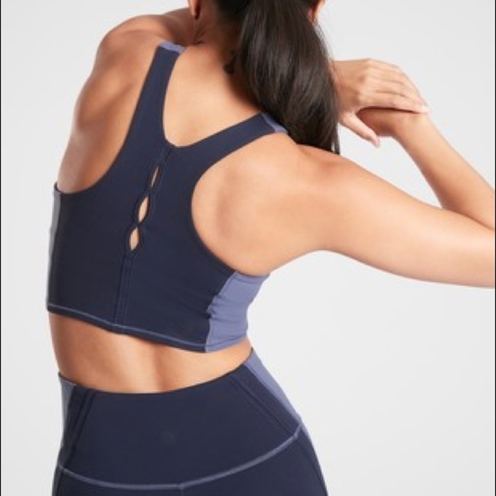 Athleta 2 tone blue scallop Conscious Crop bra top